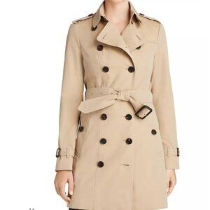 Burberry Heritage Sandringham Mid-Length Trench Coat